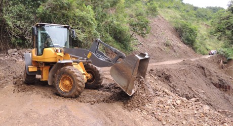 Trabajan SIOP y Ayuntamiento de Alto Lucero en afectaciones por lluvias