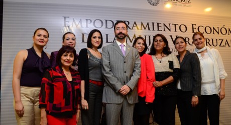 Impulsa Sedecop a 10 mil emprendedoras y empresarias veracruzanas