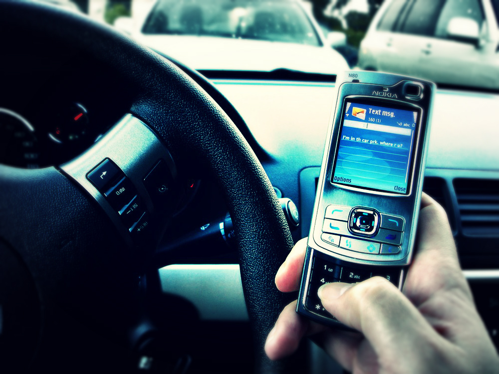 Nula educación vial provoca accidentes en Coatzacoalcos; uso de celular principal factor
