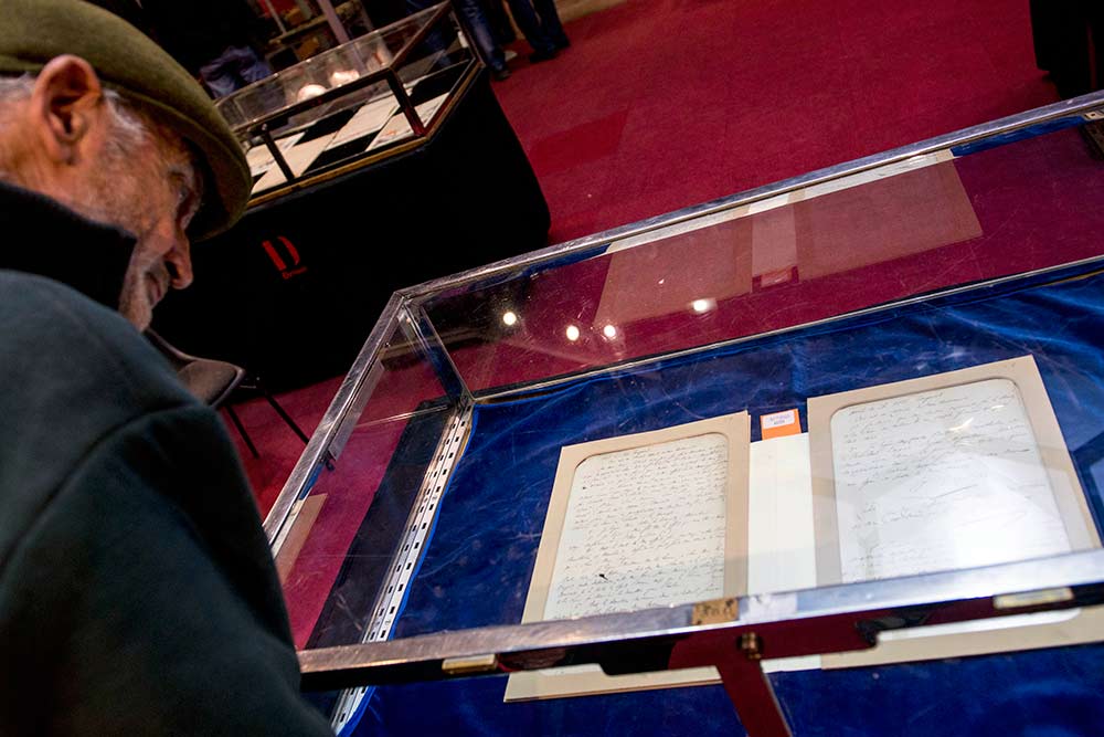 Casi medio millón de dólares alcanza en subasta el testamento de Napoleón