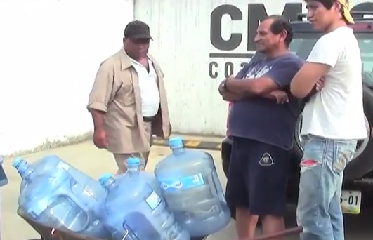 Continúa el problema de la escasez de agua en las colonias de Coatzacoalcos.