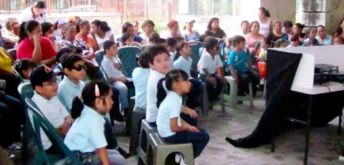 Museo móvil Camino de la Ciencia en Feria del Libro de Orizaba 2014