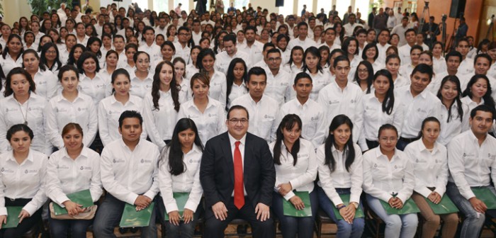Veracruz demuestra que sí es posible un México con educación de calidad: Javier Duarte