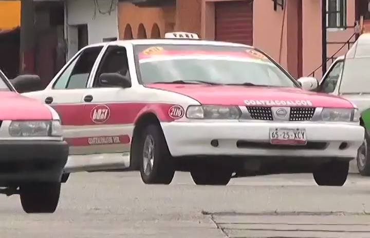 Reducen casos asaltos a taxistas de Coatzacoalcos.