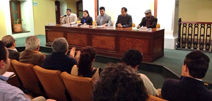 Presentan el libro “Desplazamiento forzado por proyectos de desarrollo”