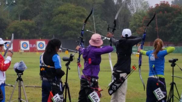 Familia de arqueras mexicanas llega a motivar a los JCC
