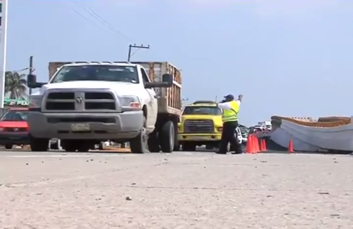 Inaugura el Gobernador del Estado la nueva Plaza Comercial Sendero en Coatzacoalcos.