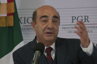 Presenta PGR a tres nuevos detenidos relacionados con caso Ayotzinapa