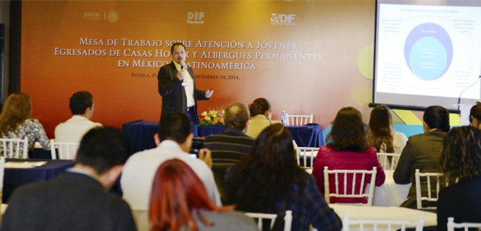 Expone DIF estatal programas de atención a jóvenes en foro internacional