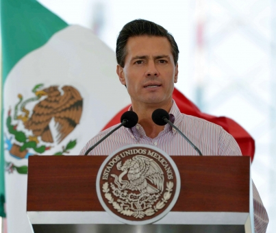 Llama el Presidente Peña Nieto a blindar a Pemex de la delincuencia organizada