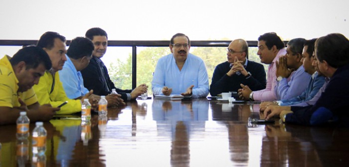 Deposita Sefiplan 40.8 millones de pesos a alcaldes