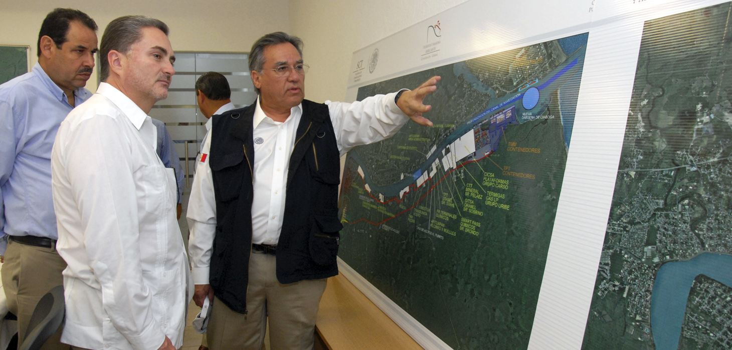 Tuxpan será muy pronto un puerto puntero en tecnología: SIOP
