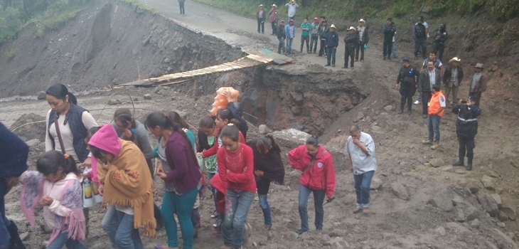 Club Rotario recolecta víveres para damnificados de “Earl”