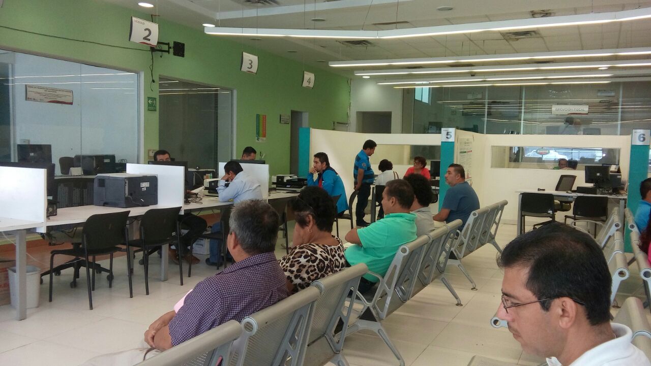 Se reanuda expedición de placas en Coatzacoalcos