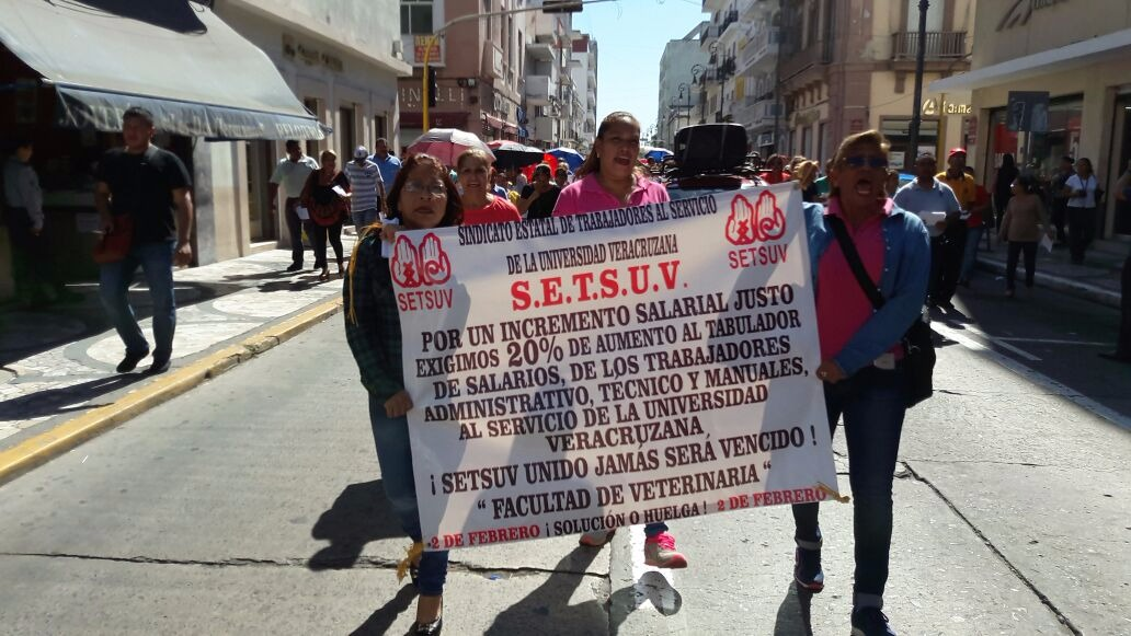 Setsuv se manifiesta en centro histórico del puerto