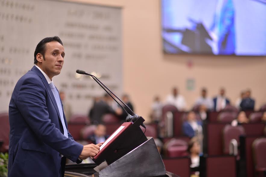 Llama el diputado Sergio Hernández a no proteger a Tarek Abdala