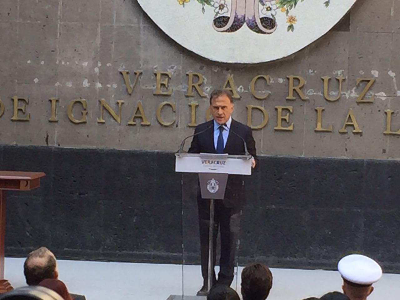 Presenta el gobernador Yunes “Programa de regularización de transporte público”
