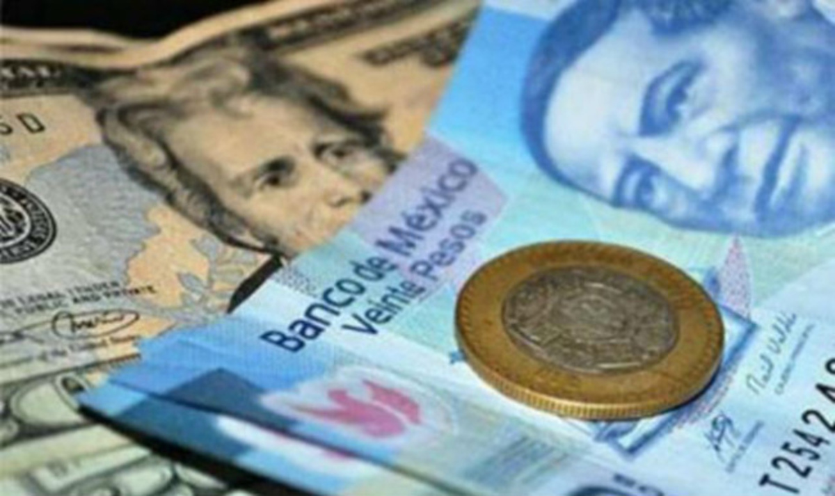 El peso abre semana en 24.34 por dólar