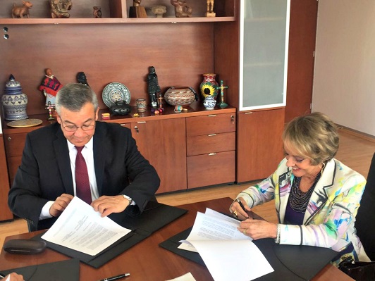 Firma STPS Convenio para promover la formalización del empleo