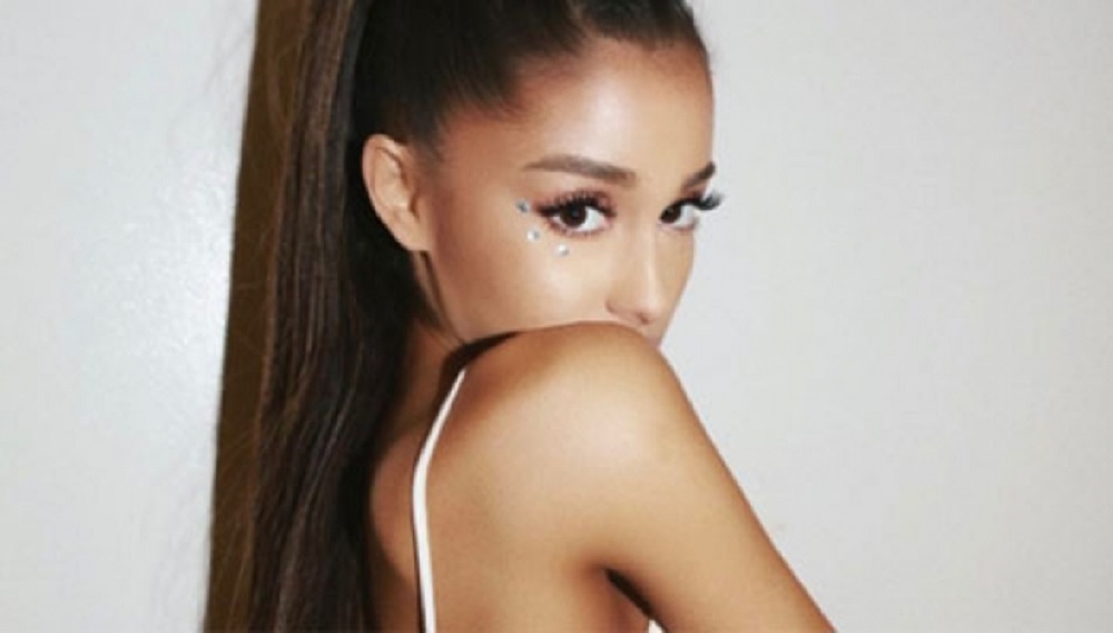 Ariana Grande lanza sencillo en apoyo a las víctimas de Manchester
