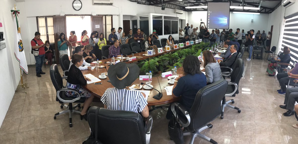 OPLE realiza foro Diálogos con la población LGBTTTI