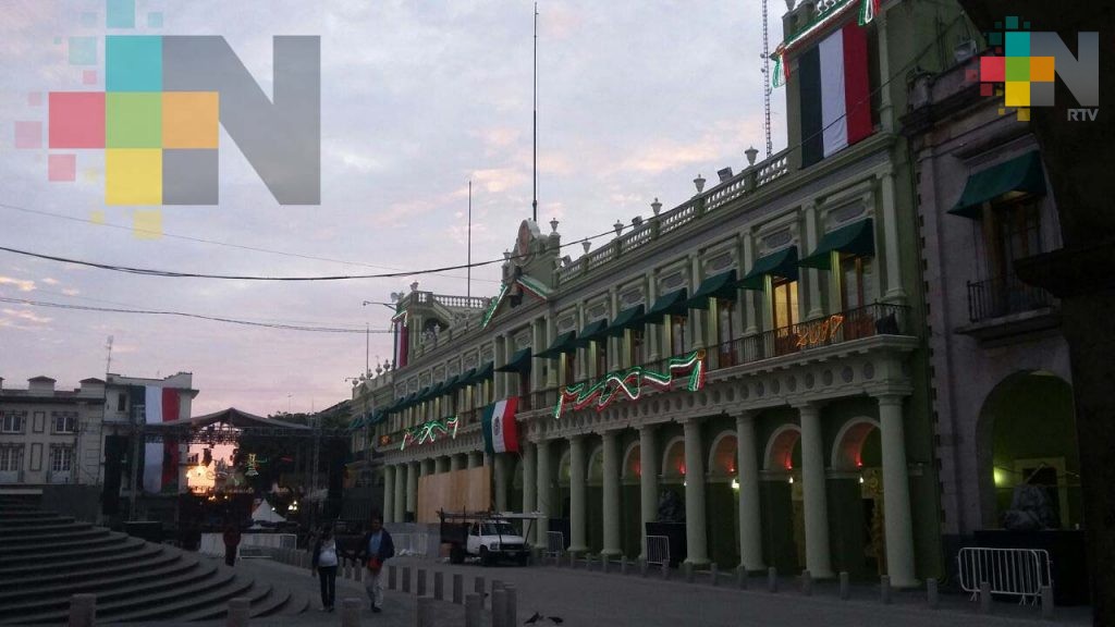 Confirma Ficht Ratings pago de deuda de Veracruz, en cumpleaños del gobernador Yunes