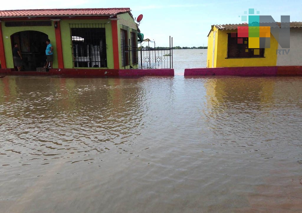 Mantienen alerta en Tlacotalpan por desborde de río