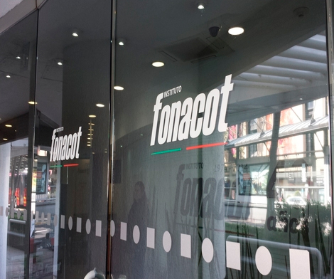 Mejoras de Infonacot elevan calificación otorgada por Fitch Ratings