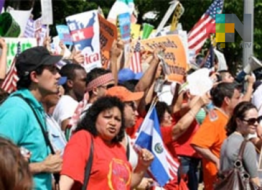 Millones de latinos afectados por la reforma fiscal de Trump