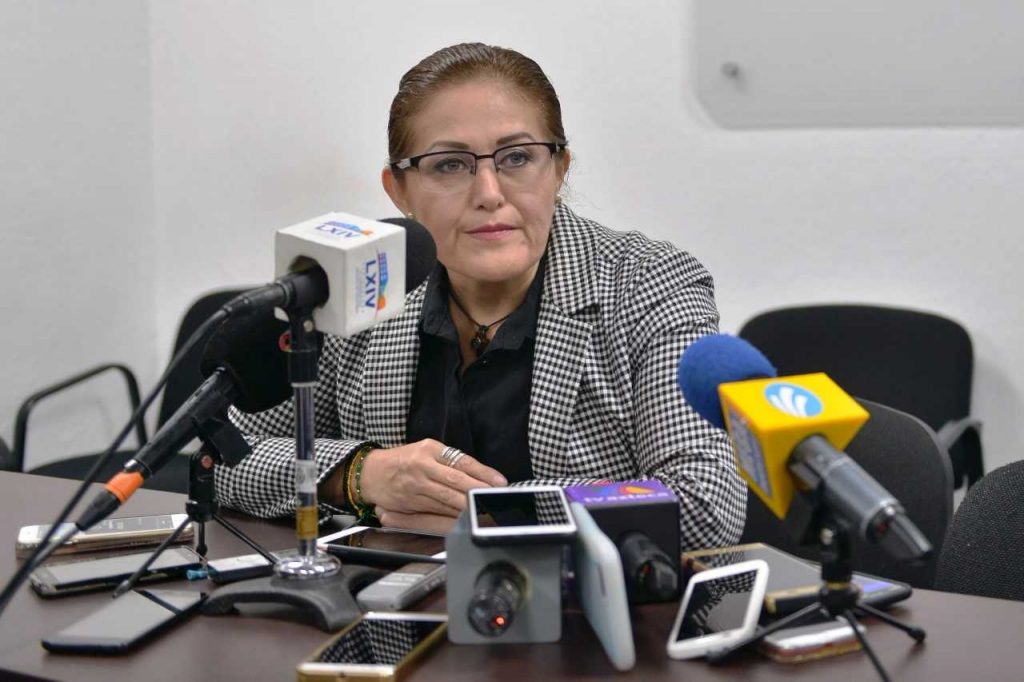 Congreso da nuevas comisiones a la diputada Eva Cadena