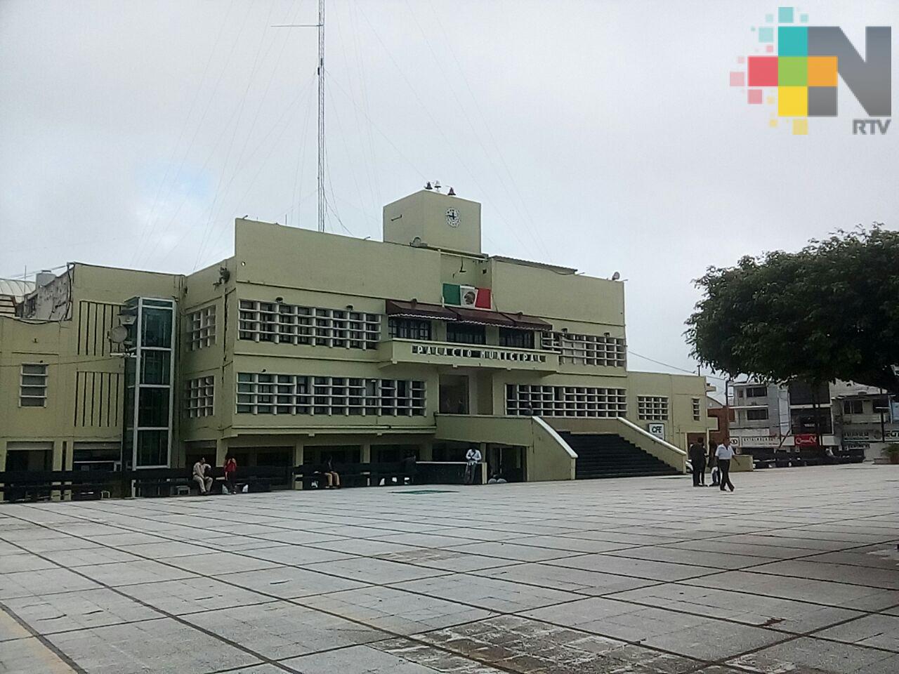 Ayuntamiento de Coatzacoalcos confía en recuperar recursos que no entregó exgobernador Duarte