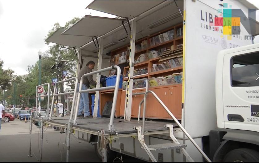 Llega el Librobus a Xalapa