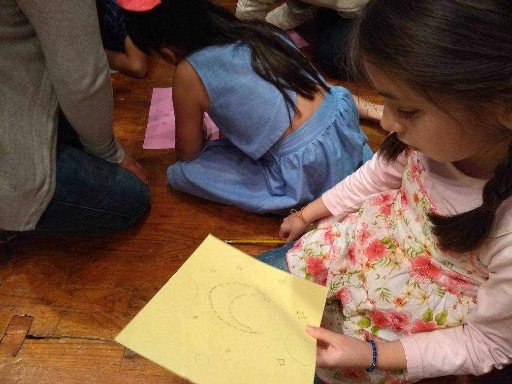 Sala de lectura infantil en la GACX