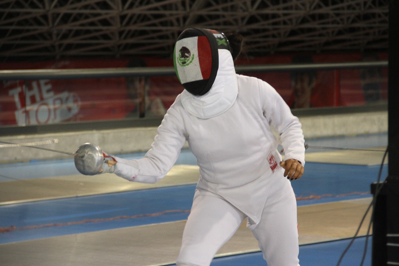 Esgrimistas mexicanas obtienen plaza a Juegos Panamericanos