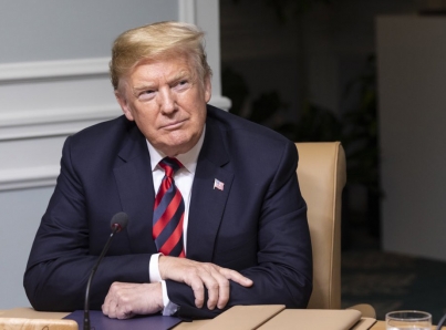 Refuerza Trump la frontera norte tras diferendo con Canadá