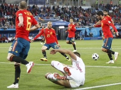 España empata de manera dramática con Marruecos y enfrentará a Rusia
