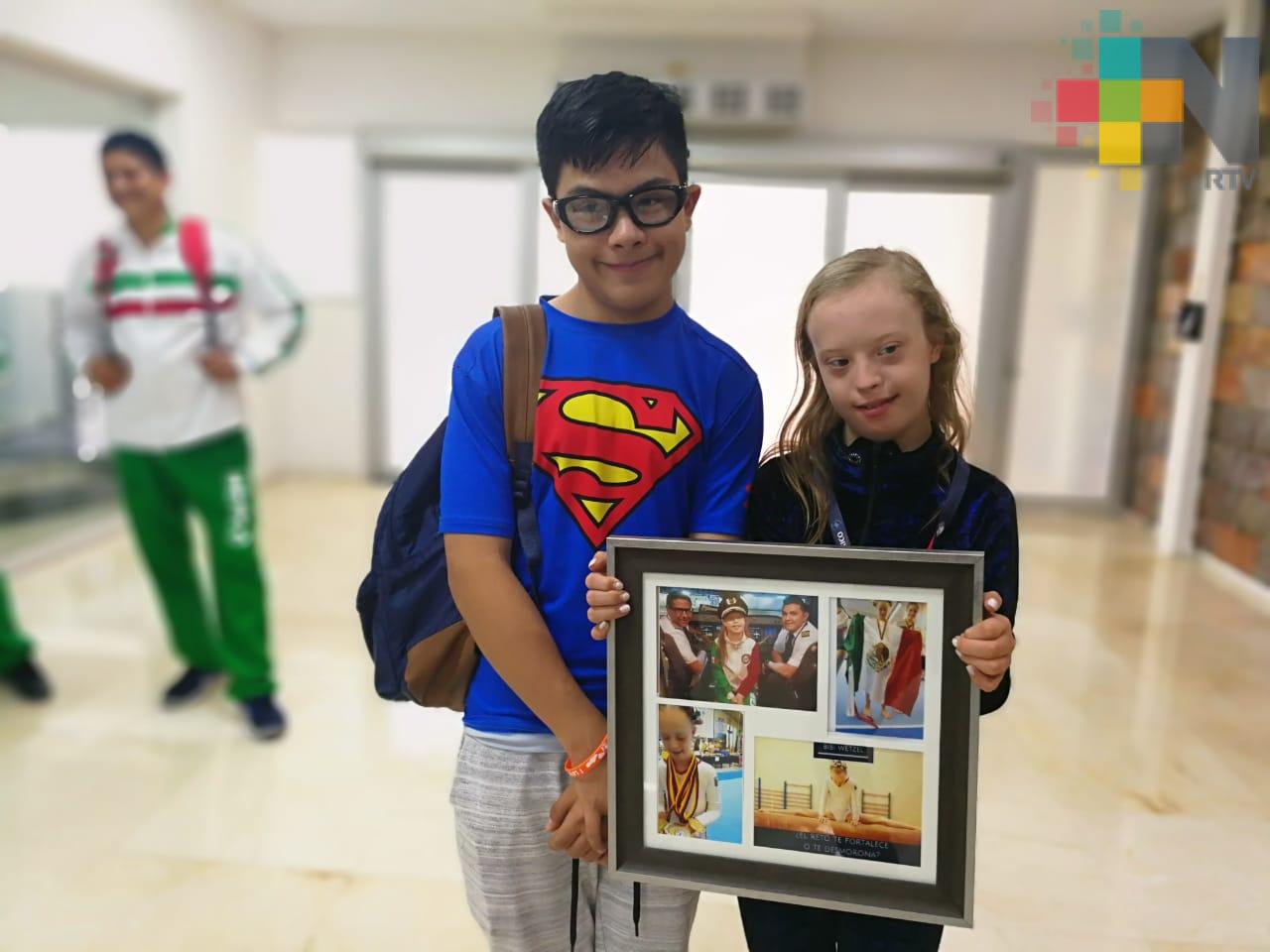 Con ocho medallas de oro, gimnastas con síndrome de Down regresan a Coatzacoalcos