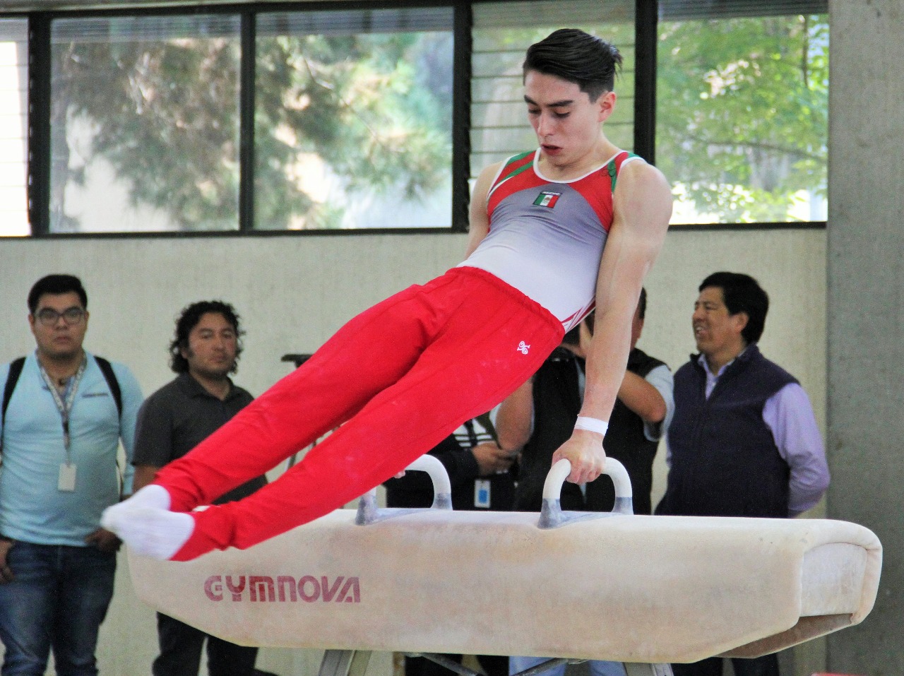 Gimnasia artística ajusta rutinas hacia Barranquilla 2018