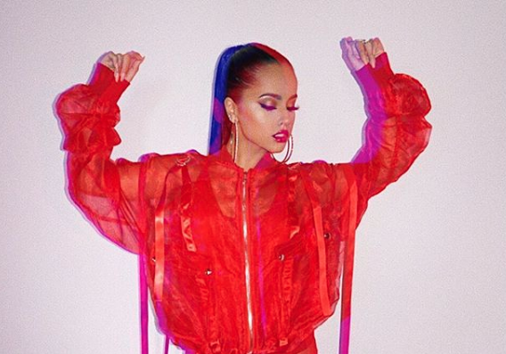 Cantante Becky G anhela ser exitosa en el cine y la música