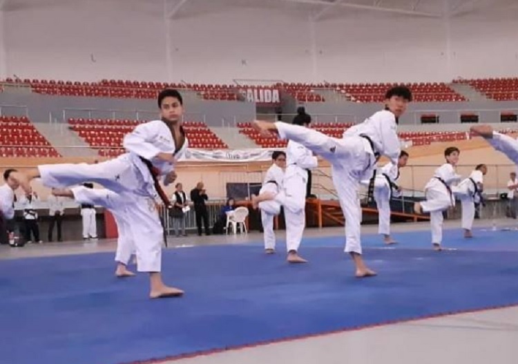 Espectacular presentación de TKD en el Velódromo de Xalapa
