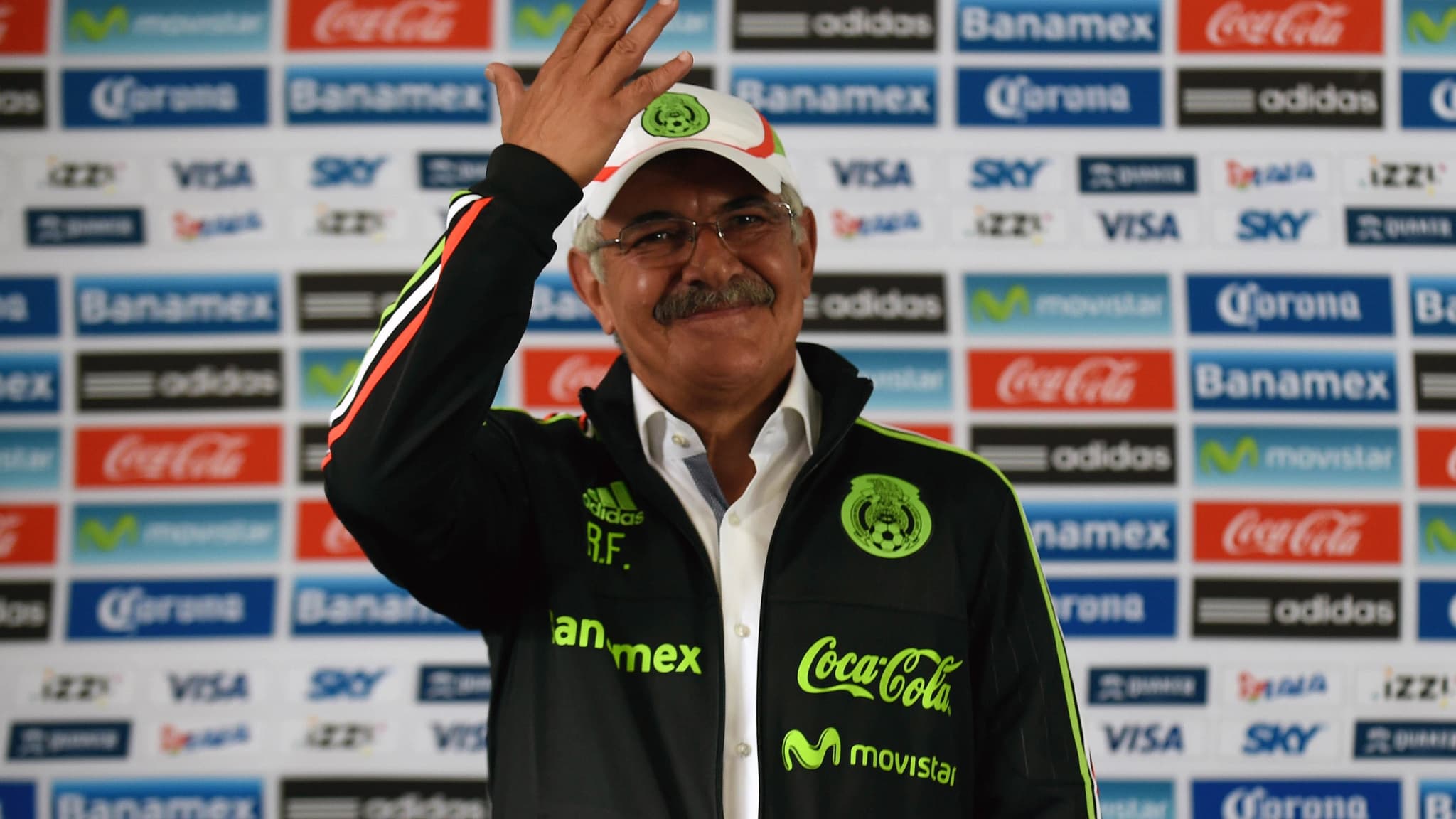 Presidente de Tigres descarta acercamientos de FMF para contratar a Tuca