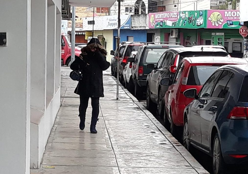 Ambiente fresco a frío, lloviznas y lluvias dispersas en el estado de Veracruz