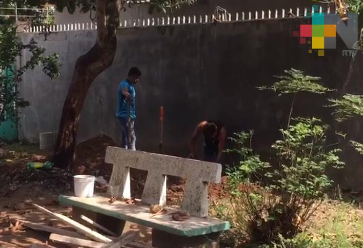 Inicia construcción de comedor en jardín de niños de Tres Valles