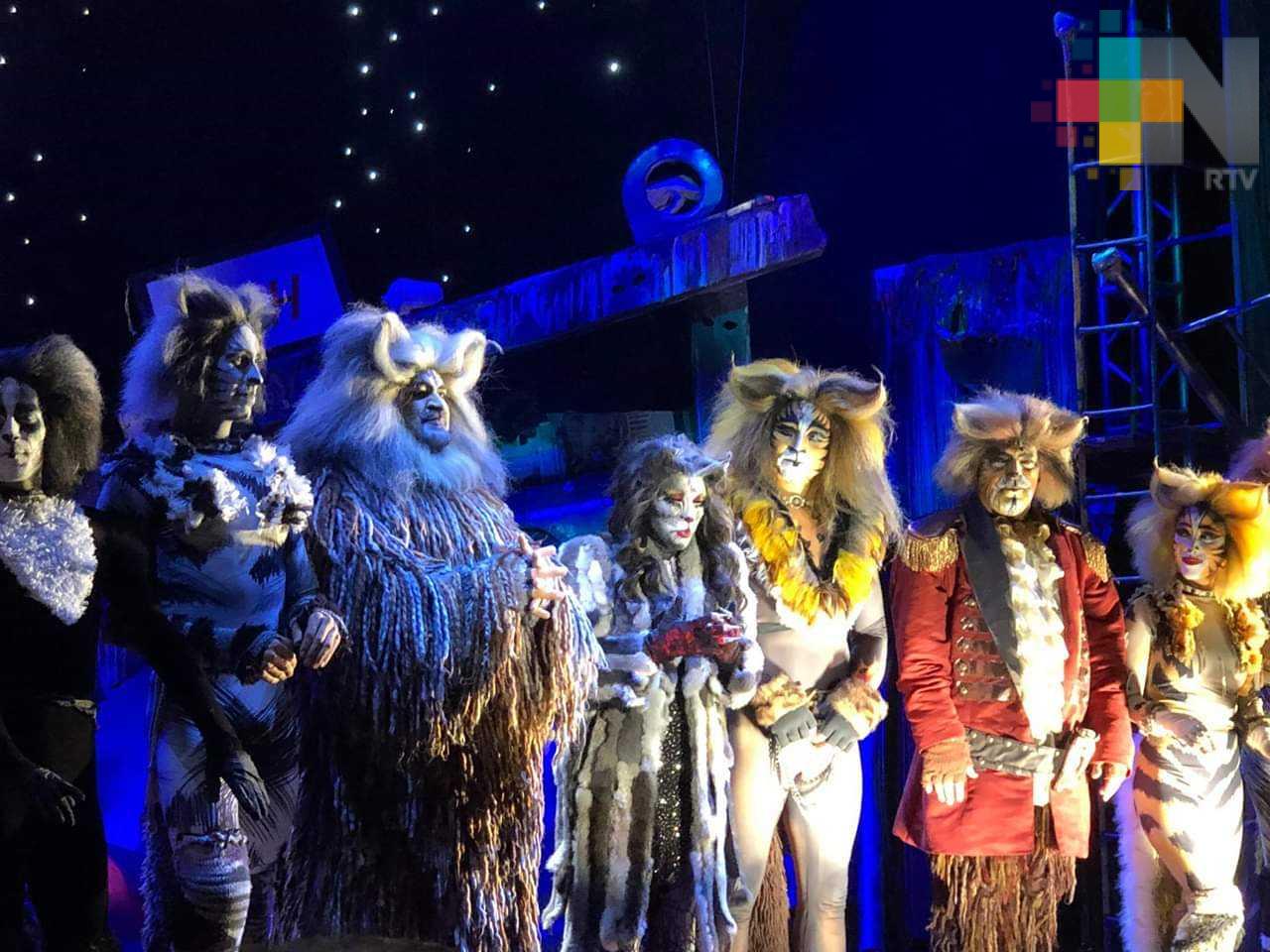Con gran éxito se presentó «Cats» en Boca del Río