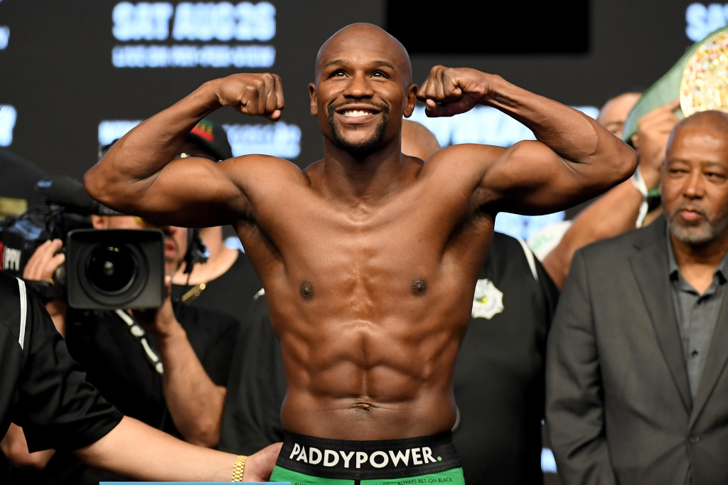 Floyd Mayweather enfrentará a peleador de kickboxing el 31 de diciembre