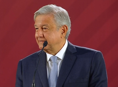 Respetaré fallos de amparos contra Ley de Remuneraciones, afirma López Obrador
