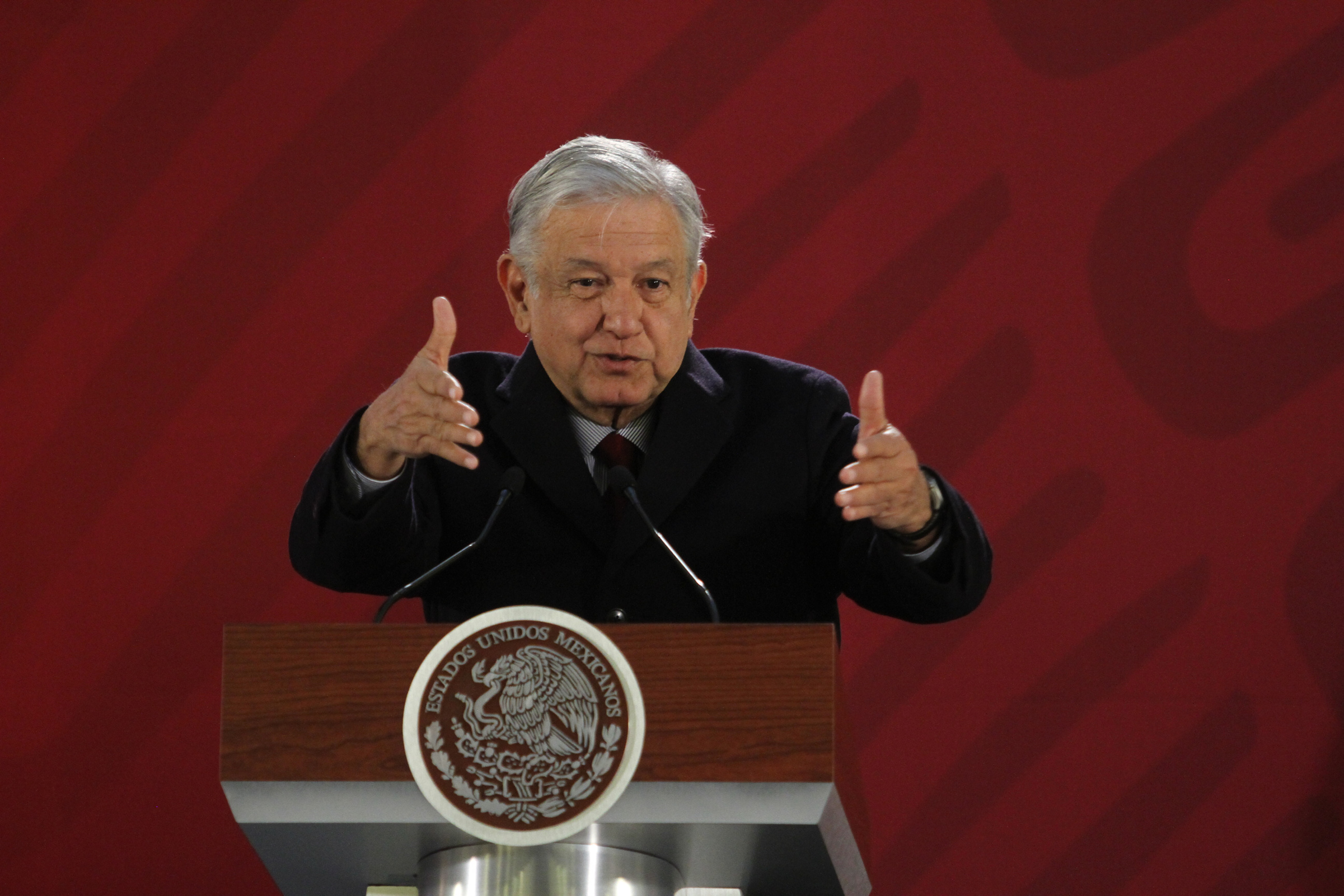 Aumentará 25 por ciento la capacidad de distribución de gasolina, afirma López Obrador