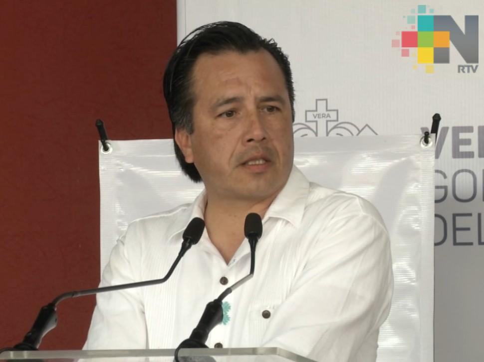 Retirarán helicópteros a la Fiscalía, para servicios de seguridad, salud y protección civil: Cuitláhuac