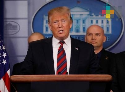Abandona Trump encuentro con líderes demócratas en el Congreso