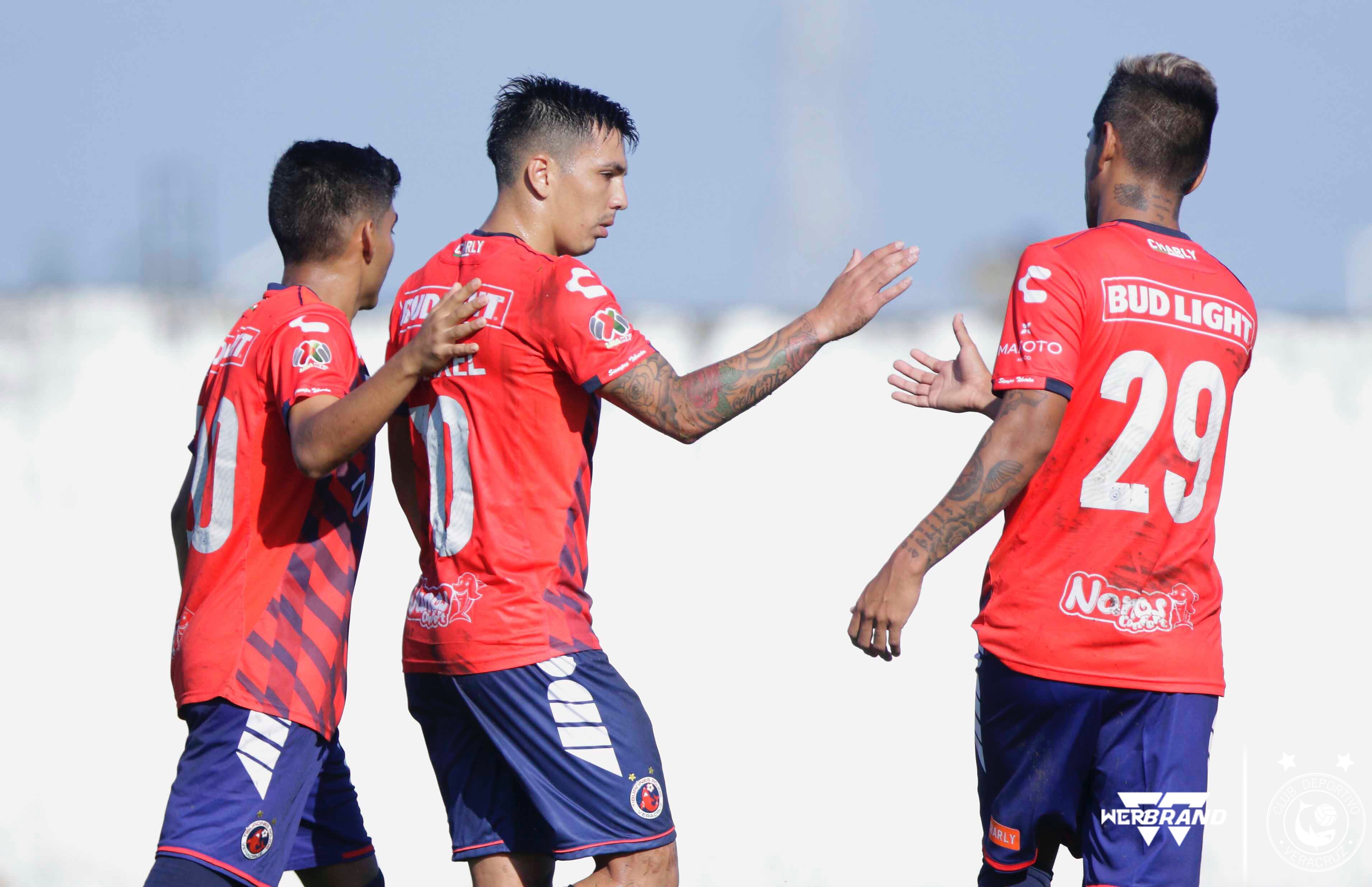 Tiburones sub 20 venció 2-0 a Lobos BUAP